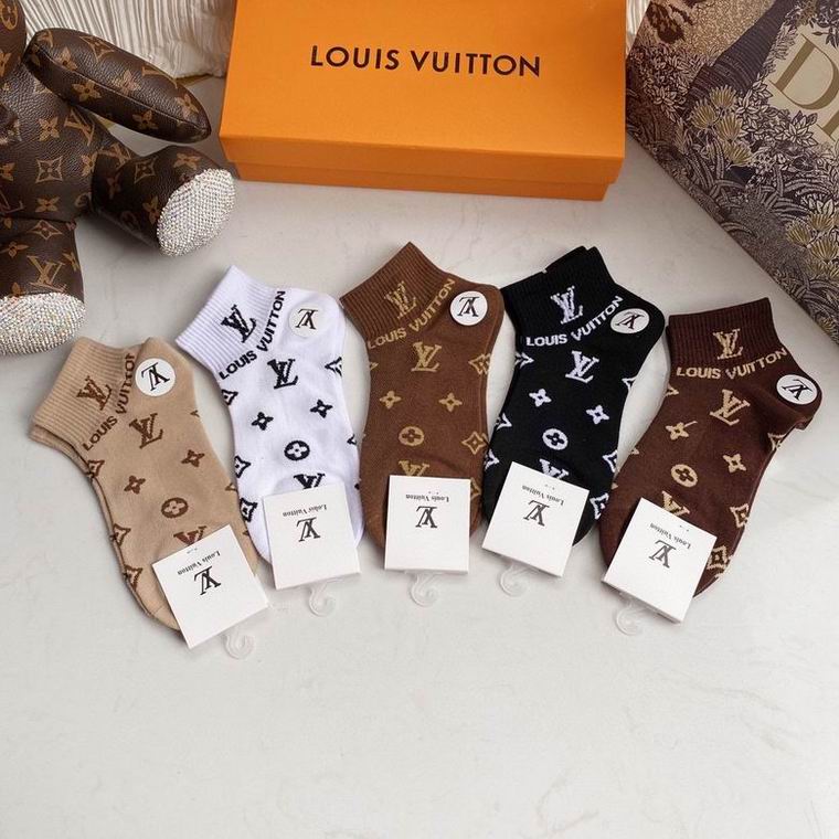LV socks 67